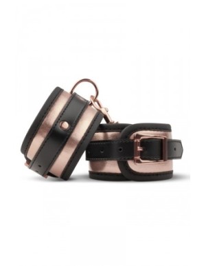 9 accessoires BDSM Rosy Gold
